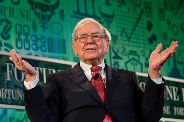 Warren Buffett Steps Down as Berkshire Hathaway Chairman, Howard Buffett Takes Over