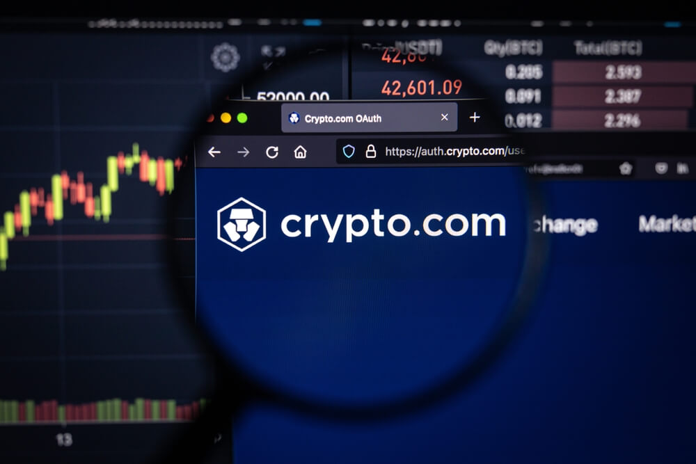 Crypto.com halts deposits and withdrawals after a possible security breach